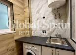 Wiederverkauf - WOHNUNG -
TORREVIEJA - Playa del Cura