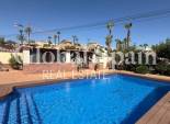 Odsprzedaż - WILLA  -
TORREVIEJA - 