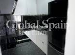 Resale - HOUSE -
TORREVIEJA - Carrefour