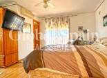 Wederverkoop - VILLA -
TORREVIEJA - LOS BALCONES - LOS ALTOS