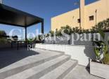 Wederverkoop - VILLA -
TORREVIEJA - Punta Prima