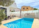 Revente - VILLA -
ORIHUELA COSTA - Costa Blanca