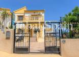 Revente - VILLA -
VILLAMARTÍN - Las Filipinas