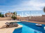 Wederverkoop - VILLA -
CIUDAD QUESADA