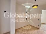 Revente - APPARTEMENT -
TORREVIEJA - Playa de los Locos