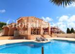 Wederverkoop - VILLA -
CIUDAD QUESADA - La Fiesta