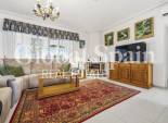 Wederverkoop - VILLA -
CIUDAD QUESADA - Centro