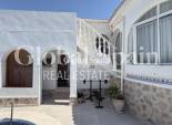 Wederverkoop - VILLA -
TORREVIEJA - Costa Blanca