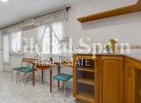 Wederverkoop - PENTHOUSE -
TORREVIEJA - Paseo maritimo