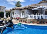 Revente - VILLA -
VILLAMARTÍN - Costa Blanca
