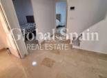 Resale - HOUSE -
TORREVIEJA - Center