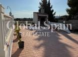 Wiederverkauf - VILLA -
ALBATERA - Partida Lomas