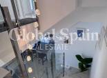 Wederverkoop - VILLA -
VILLAMARTÍN - Costa Blanca