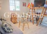 Wederverkoop - Commercieel (onroerend goed) -
DOLORES - Dolores - Country