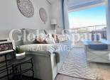 Revente - APPARTEMENT -
TORREVIEJA - Punta prima