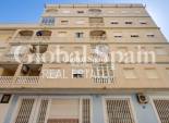 Resale - APARTMENT -
GUARDAMAR DEL SEGURA