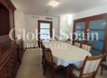 Venta - VILLA -
PERALEJA GOLF - Inland