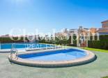 Resale - House -
TORREVIEJA - La Siesta