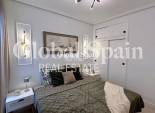 Resale - APARTMENT -
TORREVIEJA - Habaneras