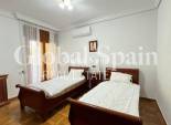 Wiederverkauf - VILLA -
ORIHUELA COSTA - CAMPOAMOR