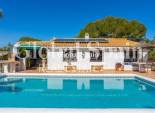 Wiederverkauf - VILLA -
ORIHUELA - Orihuela Costa
