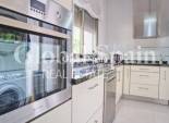 Wederverkoop - Commercieel (onroerend goed) -
DOLORES - Dolores - Country