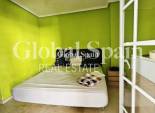 Revente - APPARTEMENT -
TORREVIEJA - Playa de los Locos