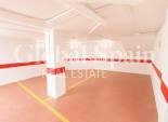 Location longue durée - AIRE DE STATIONNEMENT / GARAGE -
TORREVIEJA - Centro