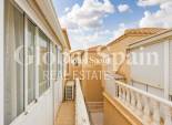 Revente - VILLA -
TORREVIEJA - El limonar