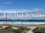 Wiederverkauf - WOHNUNG -
ORIHUELA COSTA - La Zenia