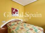 Wederverkoop - PENTHOUSE -
TORREVIEJA - Playa del Cura