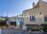 Resale - HOUSE -
LA ZARZA - Inland