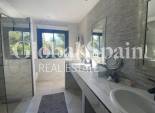 Wiederverkauf - VILLA -
Calviá - Mallorca