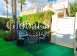 Wederverkoop - HUIS -
TORREVIEJA - LOS BALCONES - LOS ALTOS