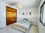 Wederverkoop - VILLA -
TORREVIEJA - La Siesta - El Salado - Torreta
