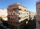 Wederverkoop - APPARTEMENT -
TORREVIEJA - Center
