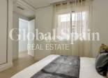 Revente - APPARTEMENT -
TORREVIEJA - Torrevieja