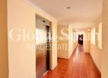 Revente - APPARTEMENT -
TORREVIEJA - Aldea del mar