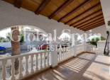 Odsprzedaż - WILLA  -
TORREVIEJA - 