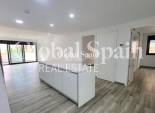 Revente - APPARTEMENT -
TORREVIEJA - Playa del Cura