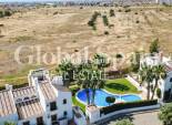 Wiederverkauf - WOHNUNG -
ORIHUELA COSTA - VILLAMARTÍN