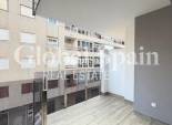Revente - APPARTEMENT -
TORREVIEJA - Estacion de autobuses
