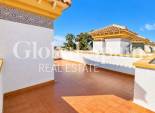 Venta - CASA -
TORREVIEJA - El limonar