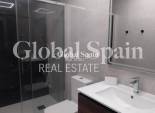 Wederverkoop - APPARTEMENT -
TORREVIEJA - Playa del Cura