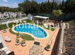 Wiederverkauf - VILLA -
ORIHUELA - Inland