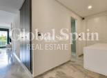 Venta - APARTAMENTO -
VILLAJOYOSA - La Cala