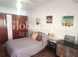 Venta - VILLA -
CREVILLENTE
