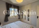 Wederverkoop - APPARTEMENT -
TORREVIEJA - Punta Prima