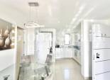 Wederverkoop - APPARTEMENT -
FINESTRAT