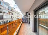 Venta - APARTAMENTO -
TORREVIEJA - Estacion de autobuses